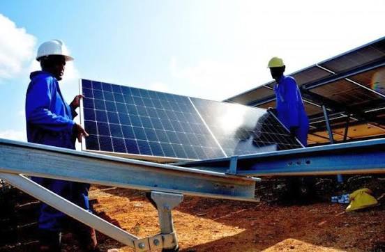 Como parte del seguimiento al #ProgramaDeGobierno, presentamos en el Consejo de Estado una actualización sobre las acciones implementadas para incrementar los ingresos en divisas, la producción nacional y recuperar el SEN, que constituyen hoy las principales prioridades.