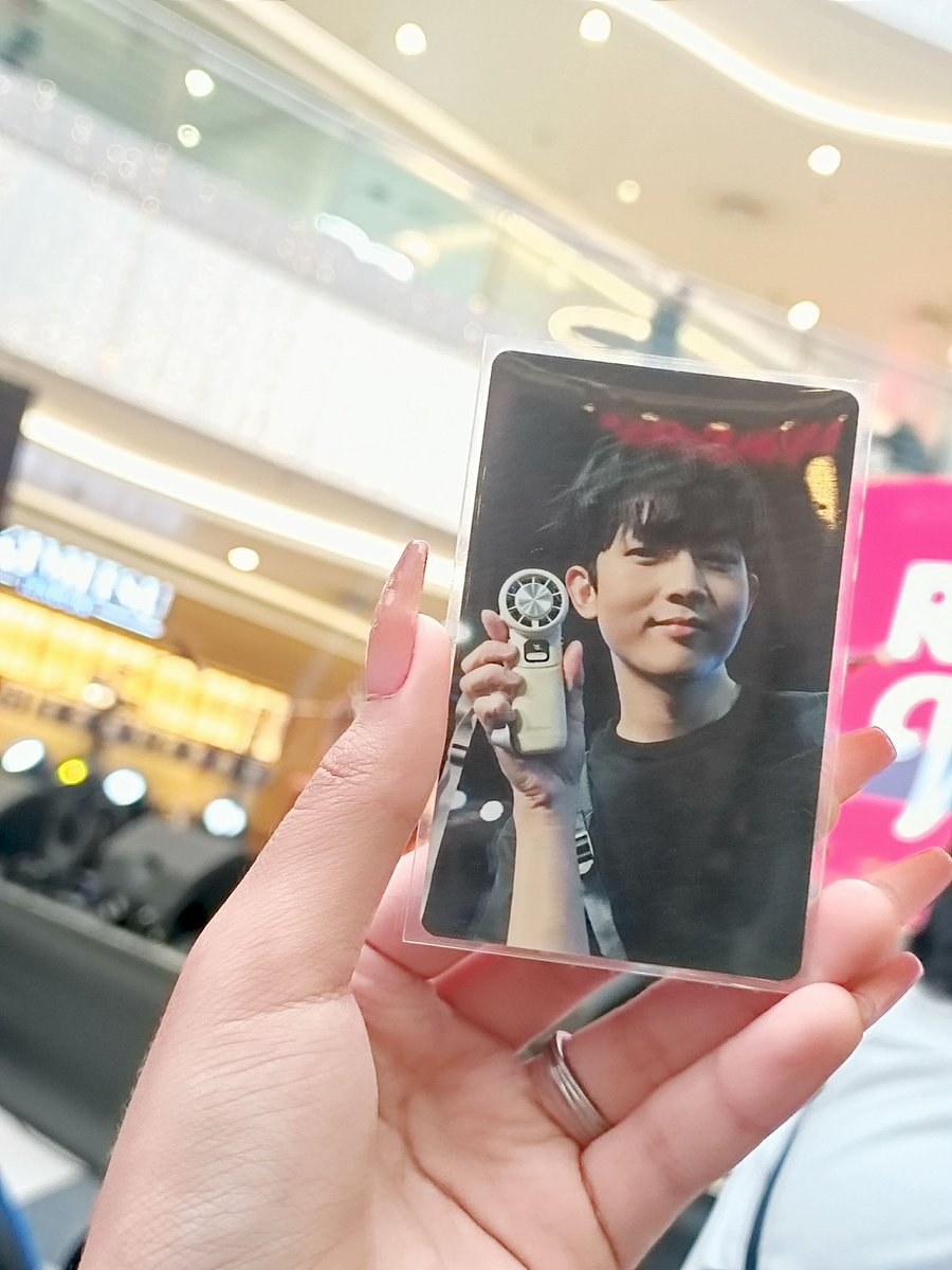 JLPH is here at the Round Village—excited for tomorrow’s Round! See you, for one!

1ST ONE IGNITES ROUND2026
<a href="/1stoneOfficial/">1ST ONE</a> #1stOne #1stOne_Jayson
#1STONEatROUNDfestival #ROUND2026