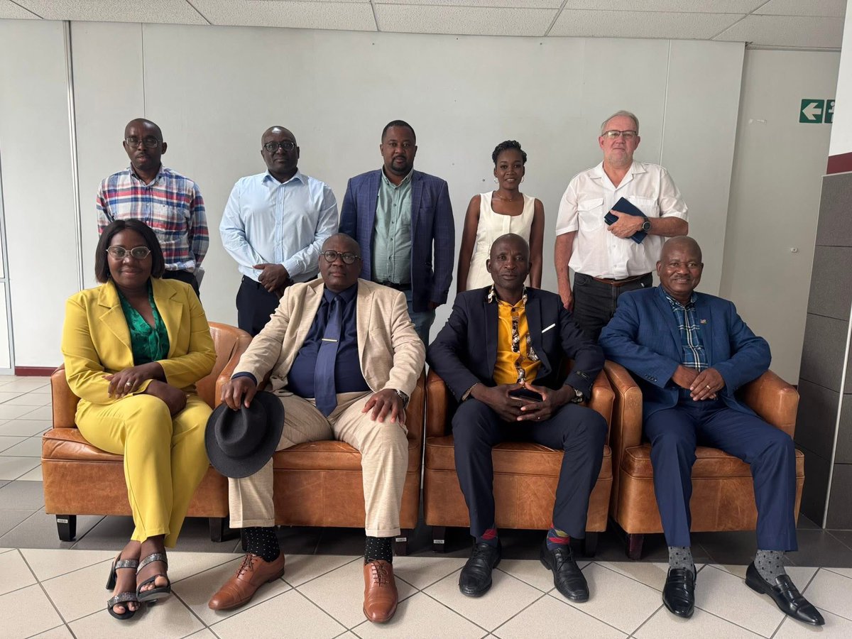 The Opuwo Town Council, led by Mayor Hon. Kasipo Kakondo &amp; CEO Matjandjara Tjihuura-Katurota, paid a courtesy visit to NamWater, meeting CEO Abraham Nehemia to discuss water supply, debt, projects &amp; long-term solutions. 💧