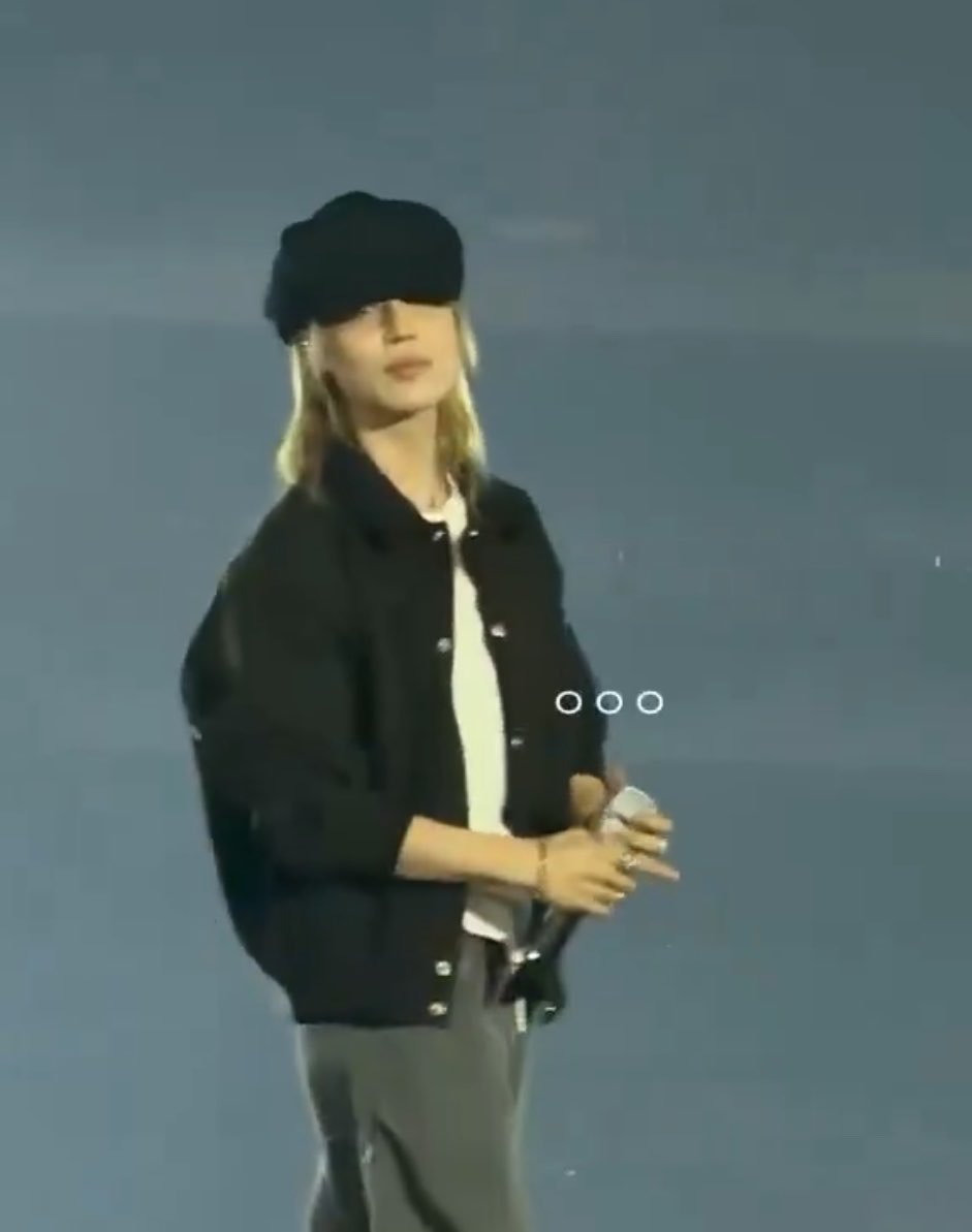 jimin updates 𝙟𝙢𝙩 tweet media