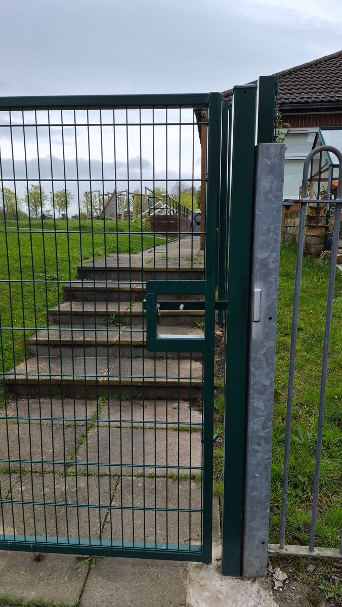 StayNorthern2's tweet photo. @theSNP this is a school in rural England. In a small village of population around 3k. Far more secure than any school in Scotland. You need to take note before something serious happens. School safety in Scotland is frankly embarrassing. https://t.co/7RBNmS4YIY