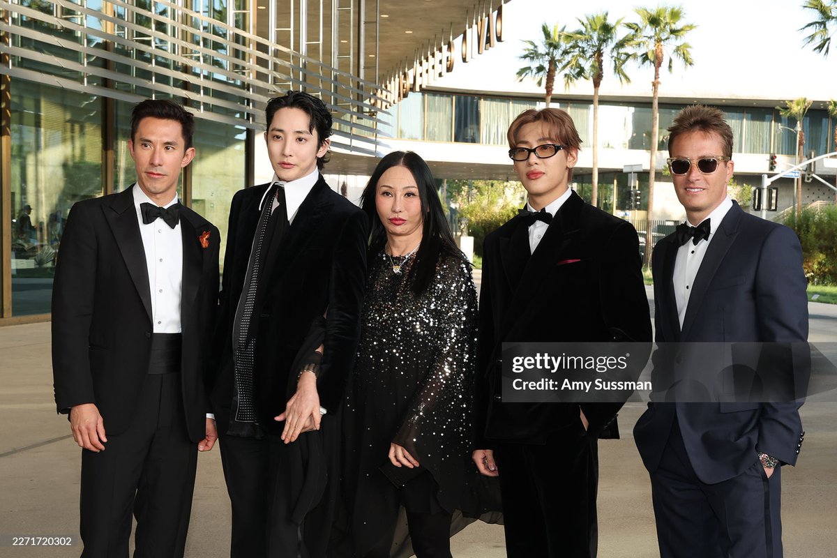 ขออีกสักรอบค่ะ ไหนก็จะแสนแล้วดันอีกนิดเบา ๆ ตรงนี้

* 20 รีพลาย 200 รีโพสต์ 200 Likes 🫶🏻

มาเร็วค่ะน้องยังไม่ลงไปเยอะก็ดันต่อ สู้!

#DavidGeffenxBamBam