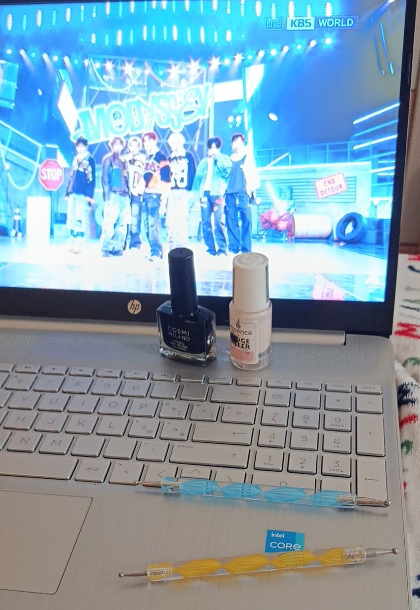 7th year: 🪾 tweet media