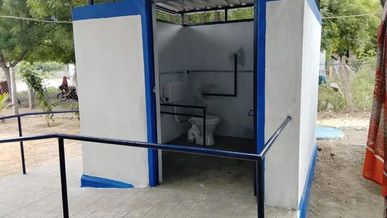 ArgusNews_in's tweet image. #କଲେଜରେ_ଦିବ୍ୟାଙ୍ଗଙ୍କ_ଶୌଚାଳୟର_ତଥ୍ୟ_ଦିଅ
ଦିବ୍ୟାଙ୍ଗଙ୍କ ବ୍ୟବହାର ଉପଯୋଗୀ ଶୌଚାଳୟର ତଥ୍ୟ ମାଗିଲା RDE
ଭୁବନେଶ୍ବର ବିଭିନ୍ନ କଲେଜରେ କେତେ ଶୌଚାଳୟ ଅଛି ତଥ୍ୟ ଦିଅ
୨୦ ଏପ୍ରିଲ ସୁଦ୍ଧା ତଥ୍ୟ ଦାଖଲ କରିବାକୁ ସବୁ କଲେଜକୁ ନିର୍ଦ୍ଦେଶ
ସରକାରୀ କଲେଜଗୁଡିକୁ ଆଞ୍ଚଳିକ  ଶିକ୍ଷା  ନିର୍ଦ୍ଦେଶାଳୟର ଚିଠି
#Bhubaneswar #Education