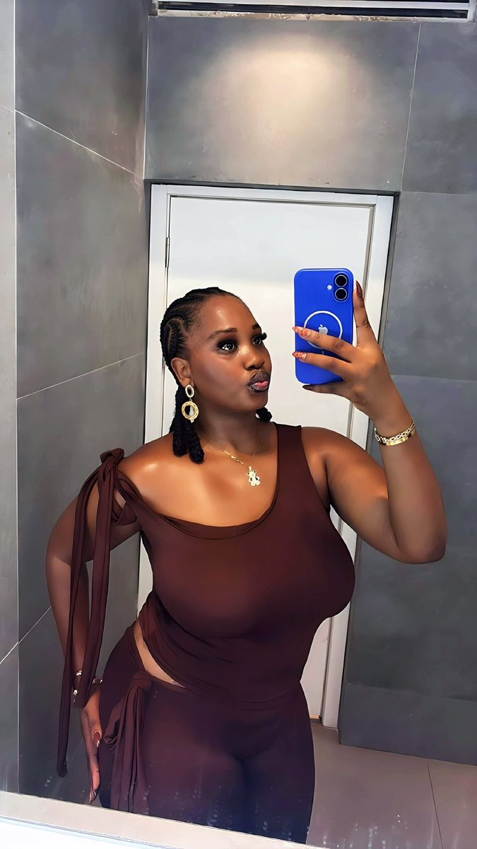 momo🍒💐 tweet media