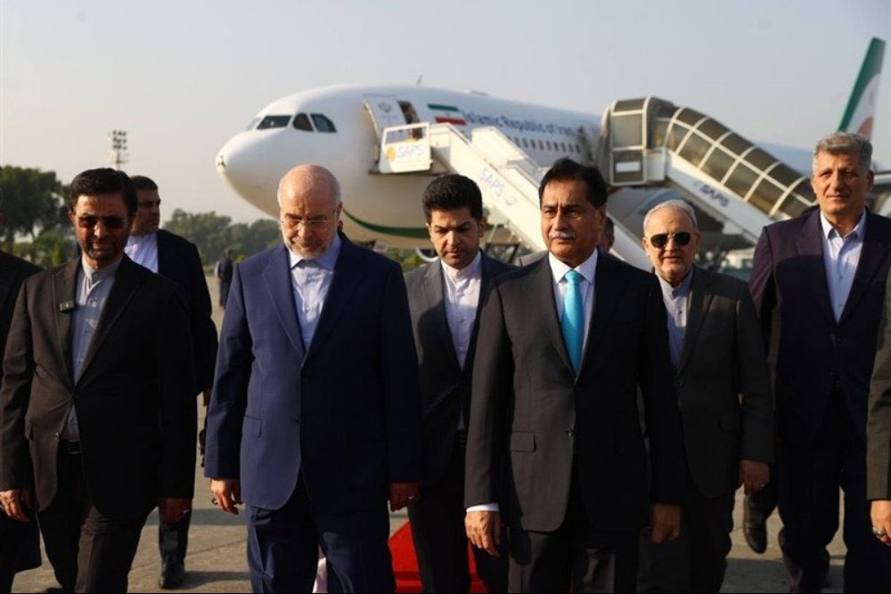 Arash Hampay tweet media