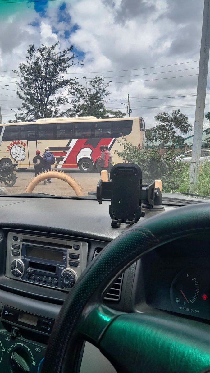 Mo Ridez tweet media