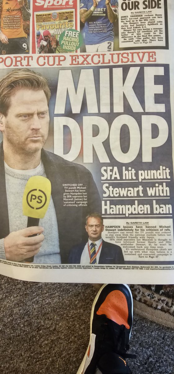 99Harker's tweet photo. So Michael Stewart gets banned from Hampden because he voices the flaws/failings with the standard of refereeing and use of VAR in our country, surely the SFA cant bury there head in the sand forever 🙈🙈 says it all really https://t.co/uJVHoNU6TT