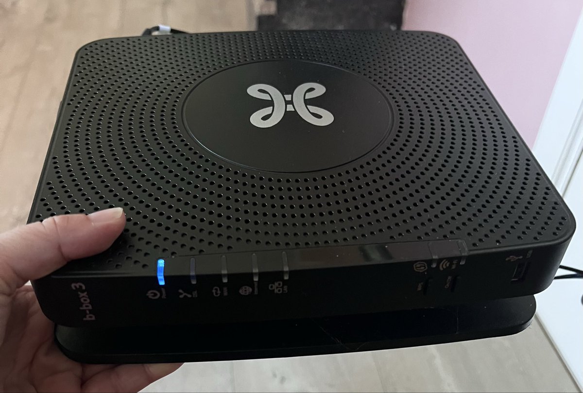 Delphine tweet media