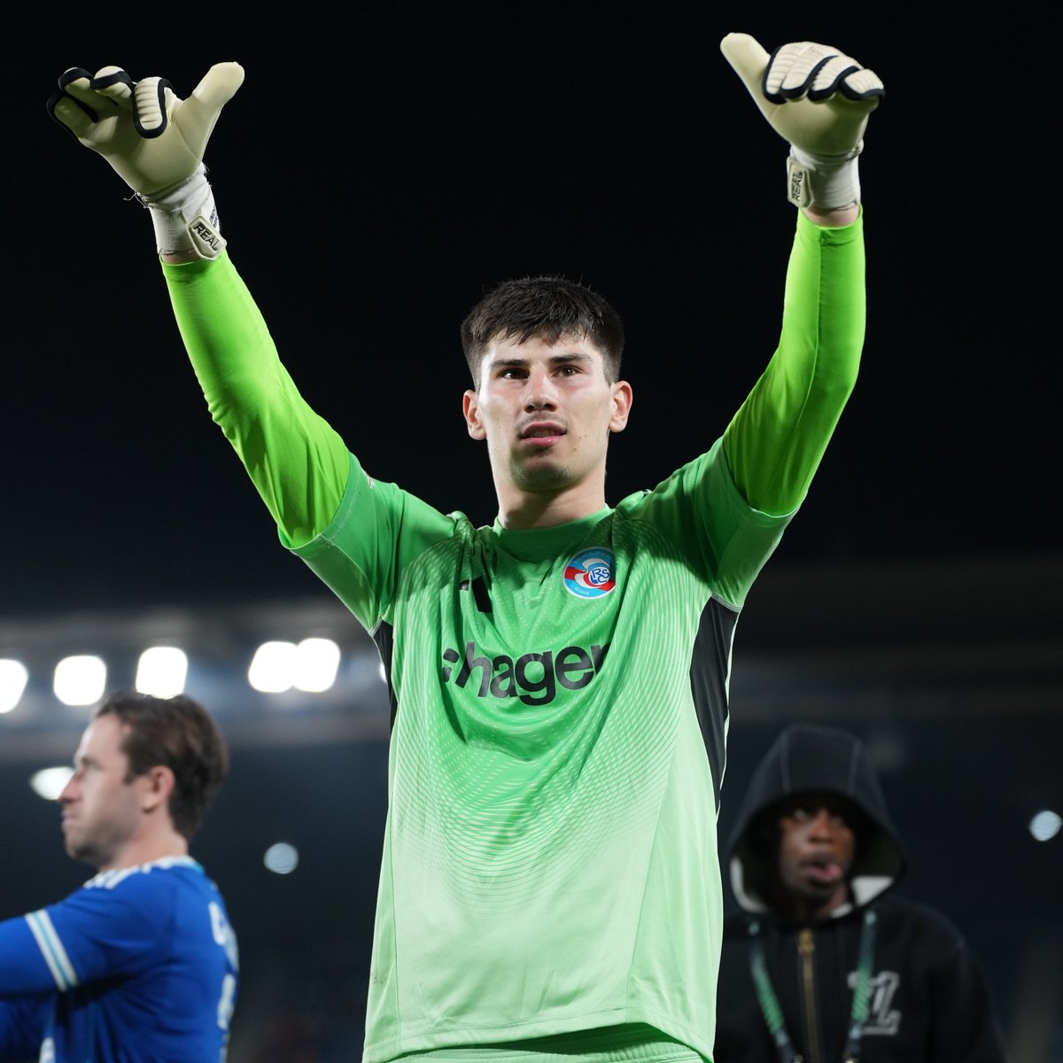 Vince™ tweet media