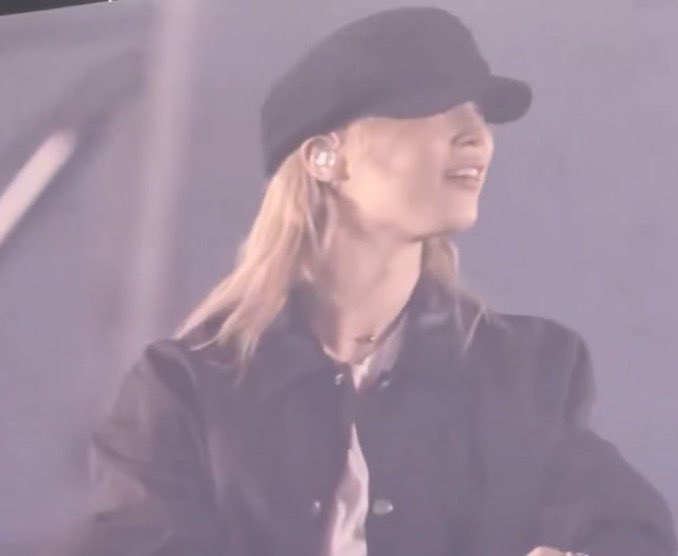 brubs ⟡ VAI VER O BTS 🪭 tweet media