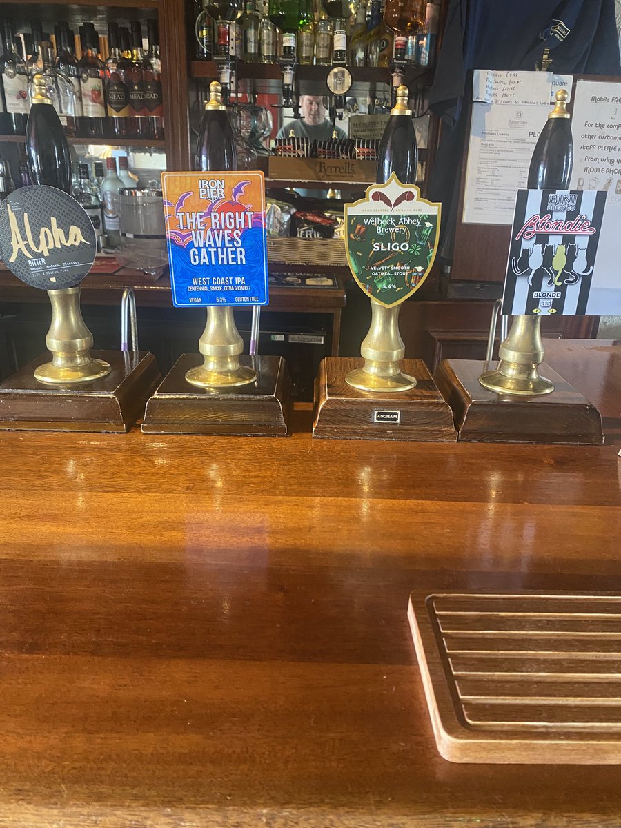 Mallard_Worksop's tweet image. #RealAle on Friday:
@TripPointBrew Alpha
Bini Brewery Blondie
@WelbeckAbbeyBry Sligo &amp;amp;
@ironpierbeer The Right Waves Gather
Plus ciders from @thatchers_cider &amp;amp; @lilleyscider 
Card payments accepted
Outdoor seating available
Open 11am-11pm