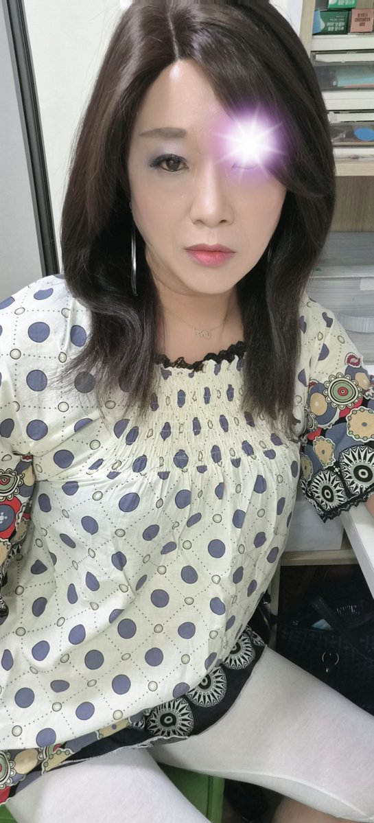 Lee E.K. tweet media