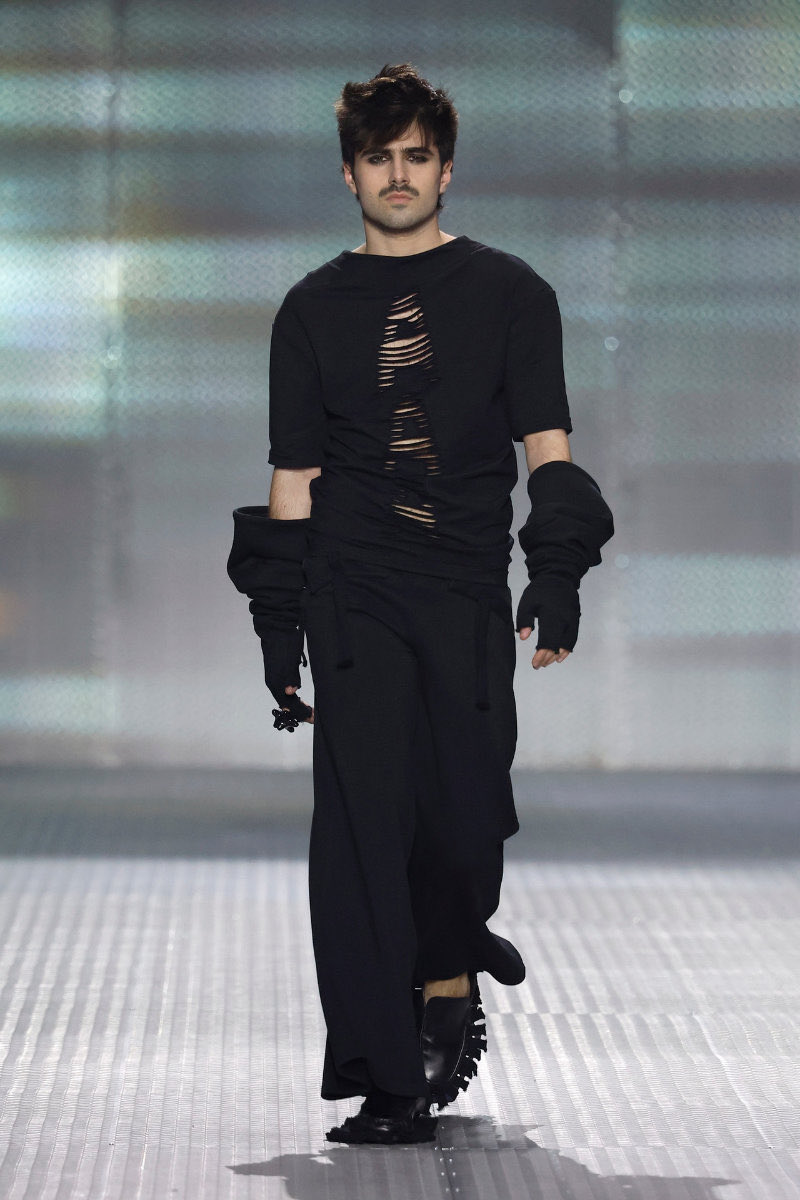 📸 | Martin Urrutia durante #080BarcelonaFashionWeek 

👉 fuckingyoung.es/aaa-studio-sen…