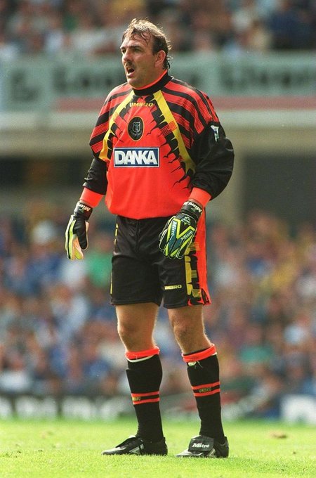 90s Football tweet media