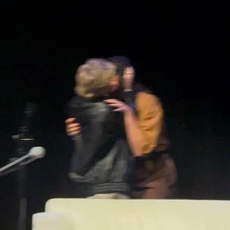 esther🌈 tweet media