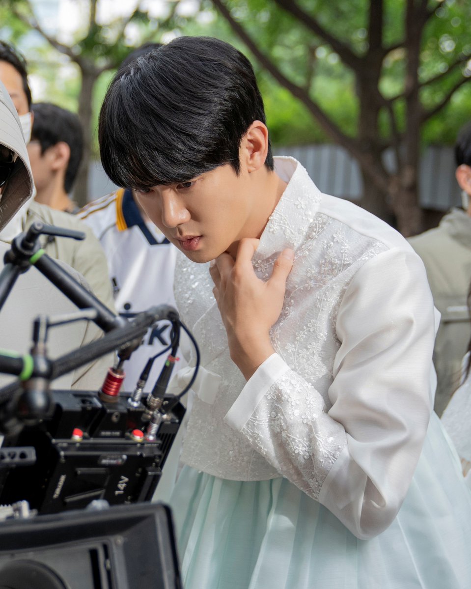 kkbyss_official's tweet image. [#PHOTO]
[유연석] &amp;lt;신이랑 법률사무소&amp;gt; 9, 10회 비하인드
💌 blog.naver.com/kkbyss/2242559…

#유연석 #YooYeonSeok 
#신이랑법률사무소 #PhantomLawyer
#신이랑