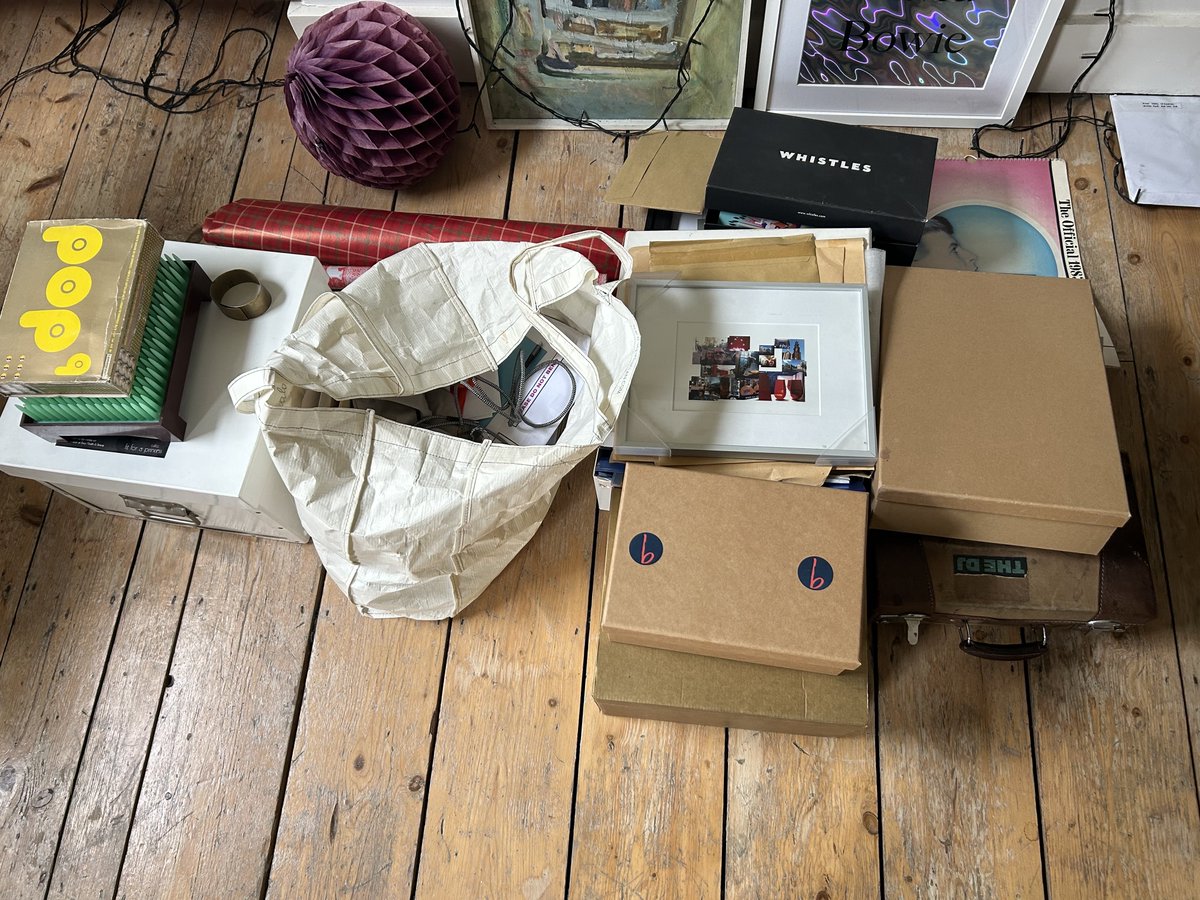 Lucinda Tobyjug tweet media