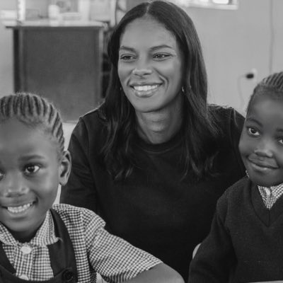 Noëlla Coursaris tweet media