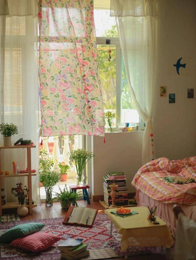 Elhadji77278725's tweet image. "Old things hold new stories—sort, donate, or repurpose!  Let’s make space for what matters, one forgotten item at a time. #Declutter #OldTreasuresNewHome"