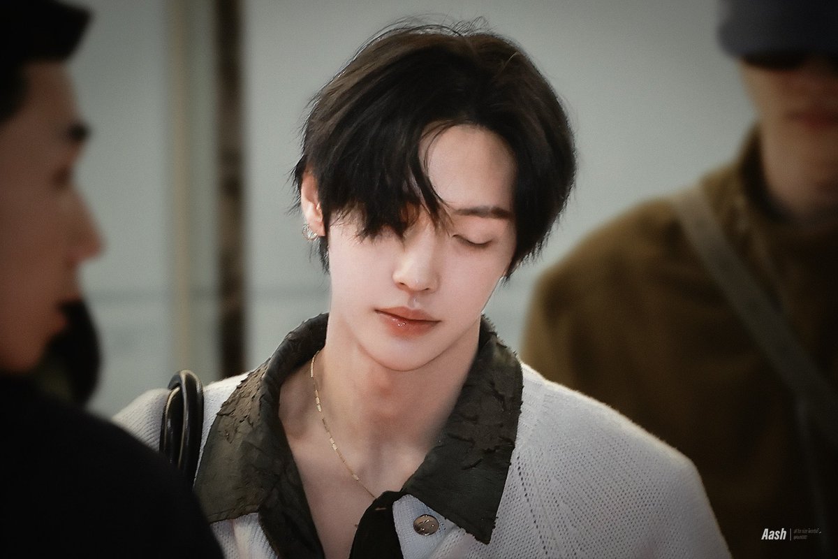 𝙰𝚊𝚜𝚑 tweet media