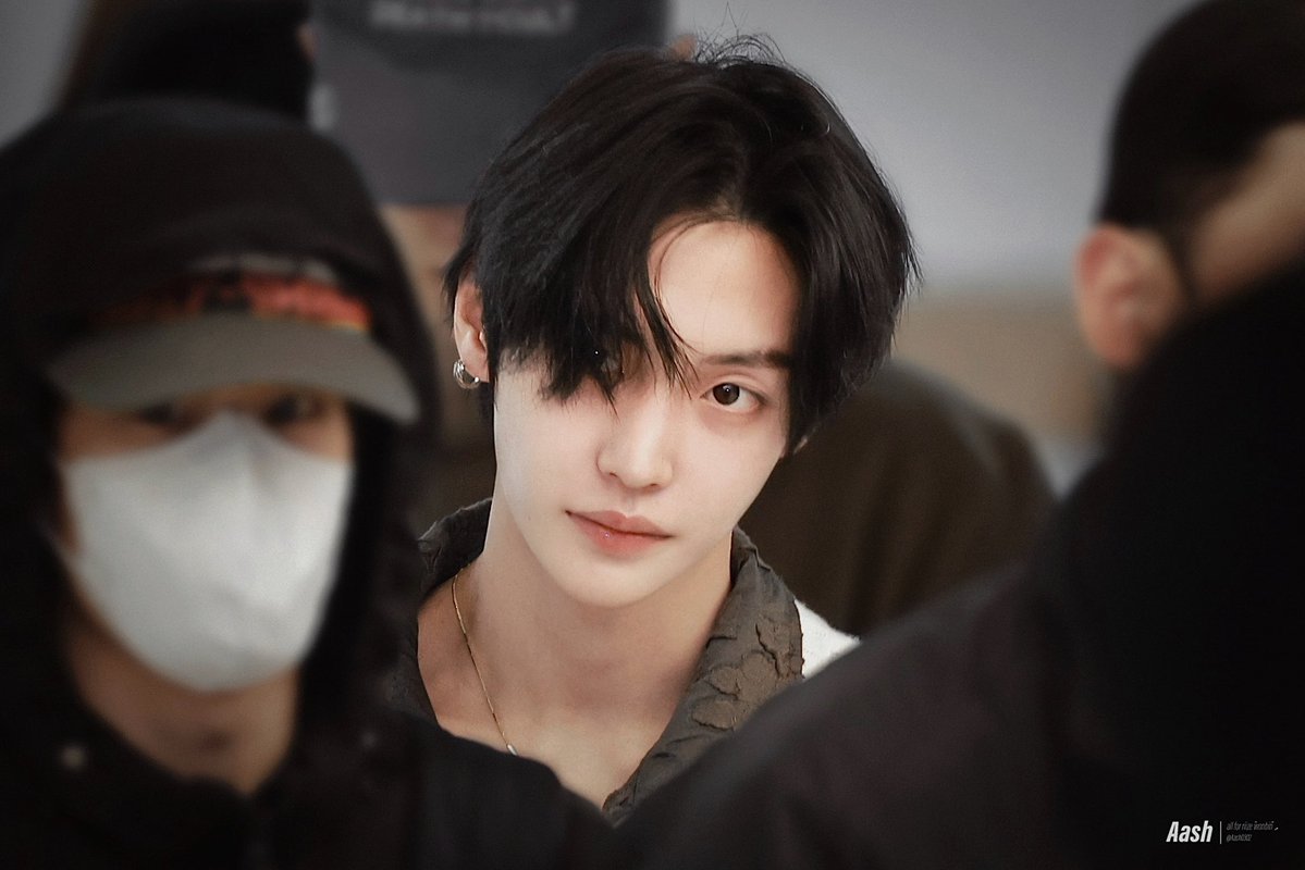 𝙰𝚊𝚜𝚑 tweet media