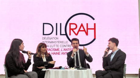 REF_INFO tweet media