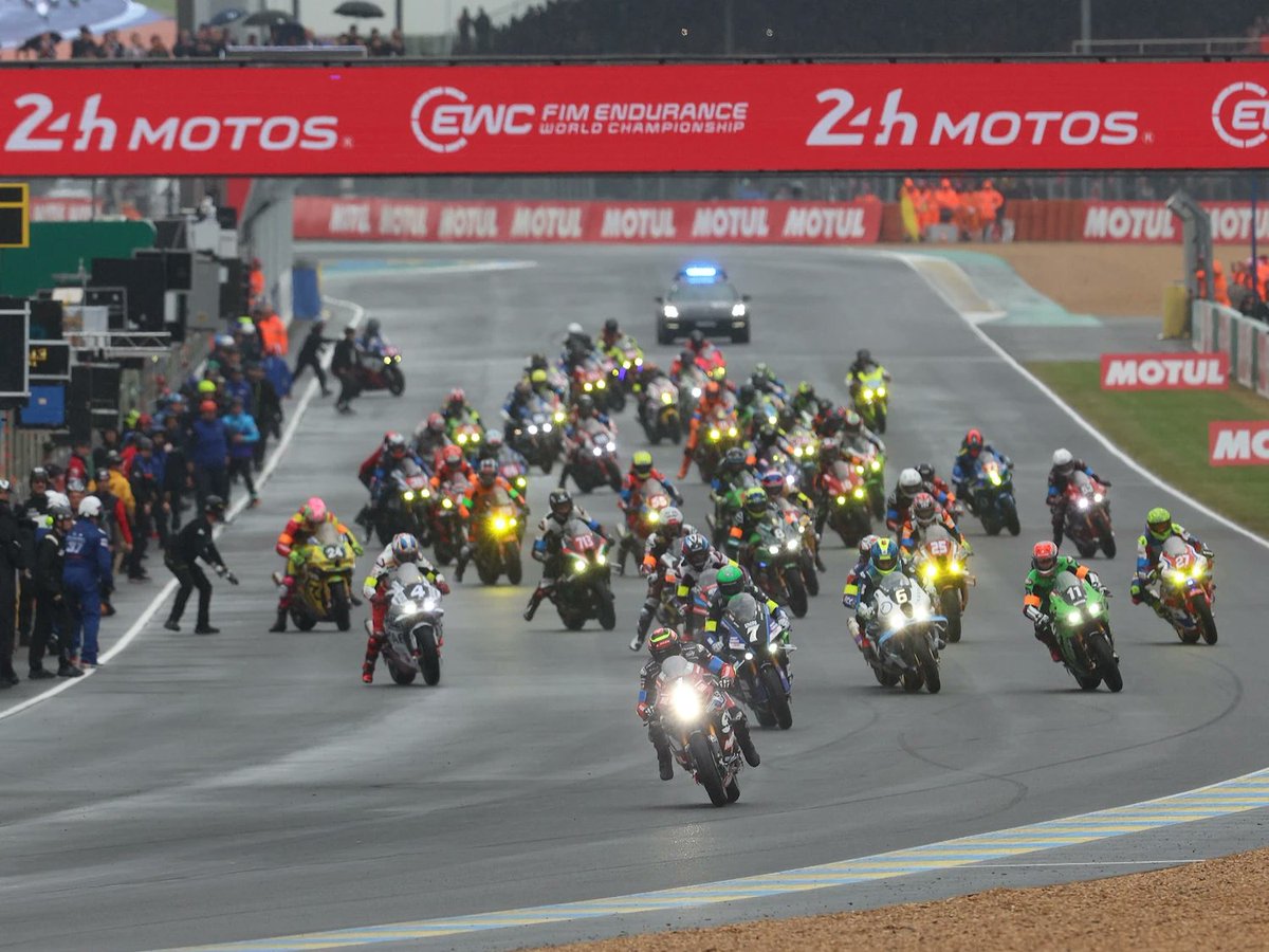 Dieses Wochenende EWC-Auftakt in Le Mans -
 reifenpresse.de/2026/04/17/die… 
Dieses Wochenende startet die Motorradlangstreckenweltmeisterschaft EWC (Endurance World Championship) in die neue Saison. Der erste von vier Läufen in diesem Jahr ist das 24-Stunden-Rennen in Le Mans, wobe...