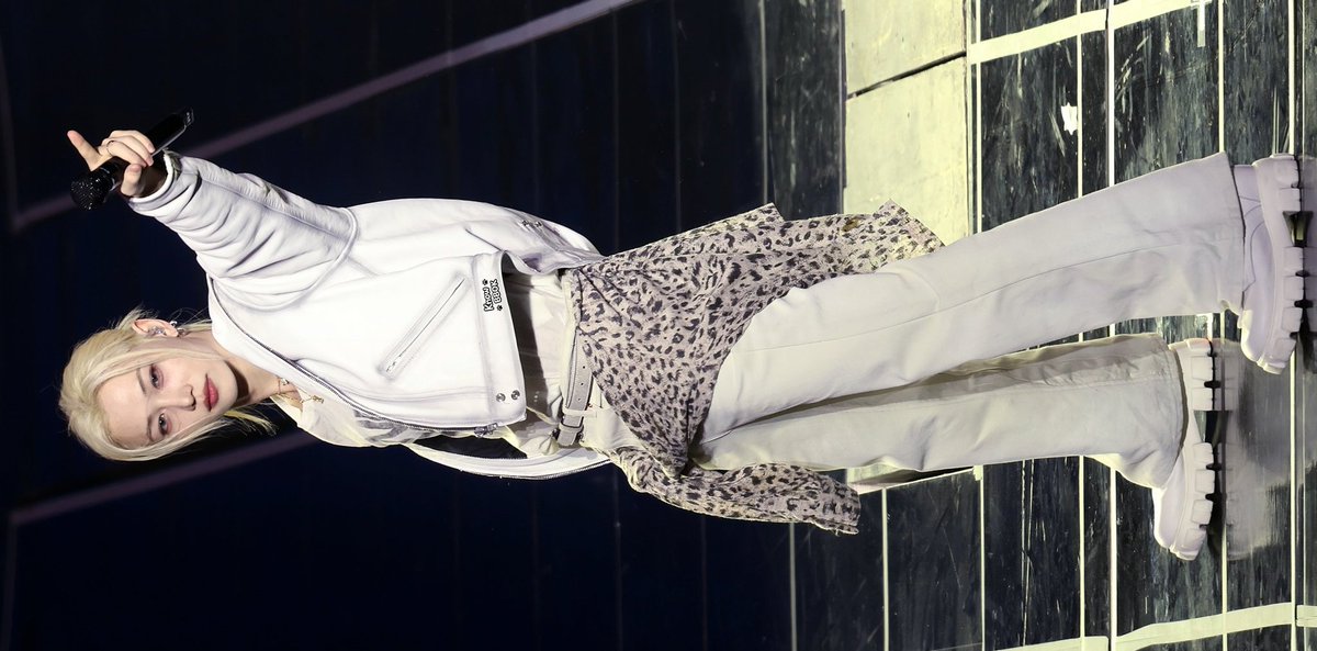 노뽁💛💙 tweet media