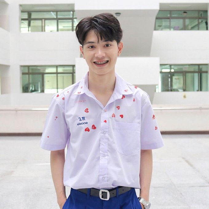 จอลอ หัวหน้าแก๊งฟันน้ำนม 🦷 tweet media