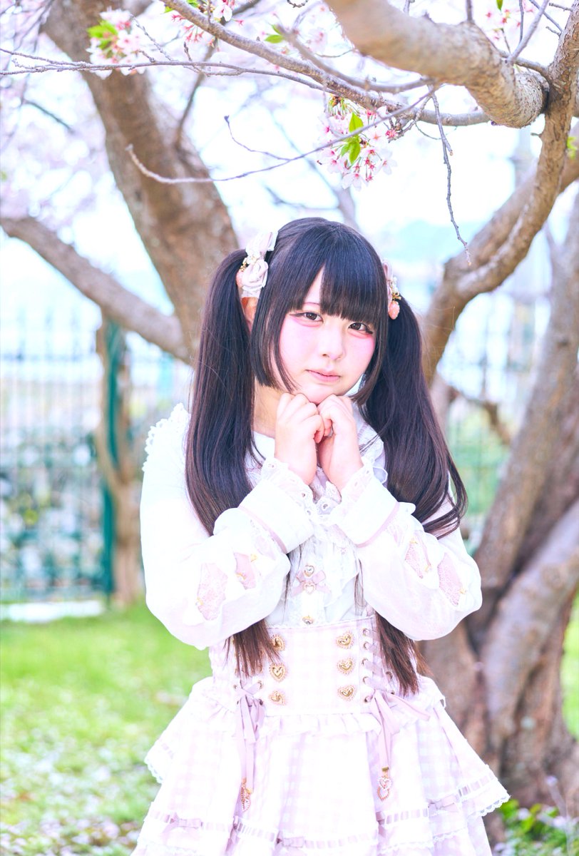 ll091000's tweet photo. 📷 @seenawataru さん( ᴖ ̫ᴖ )
撮り方すごい素敵で最高です> ·̫ <♩
メイク上手く行きすぎて盛れてる！！ https://t.co/zhVcmxrvsT