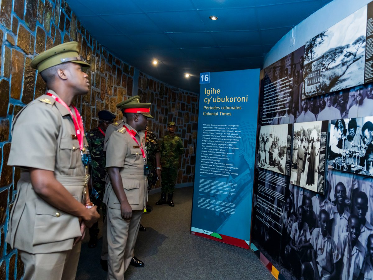 Mamaurwagasabo1's tweet image. Abasirikare  bishinzwe imibanire mu bya gisirikare mu Ngabo za #Kenya, bari mu #Rwanda kuva tariki 13 kugeza ku ya 17 Mata 2026, mu ruzinduko rugamije kungurana ubumenyi no kurushaho gushimangira ubufatanye busanzwe buriho mu bya gisirikare hagati y’u Rwanda na Kenya.
Bakiriwe