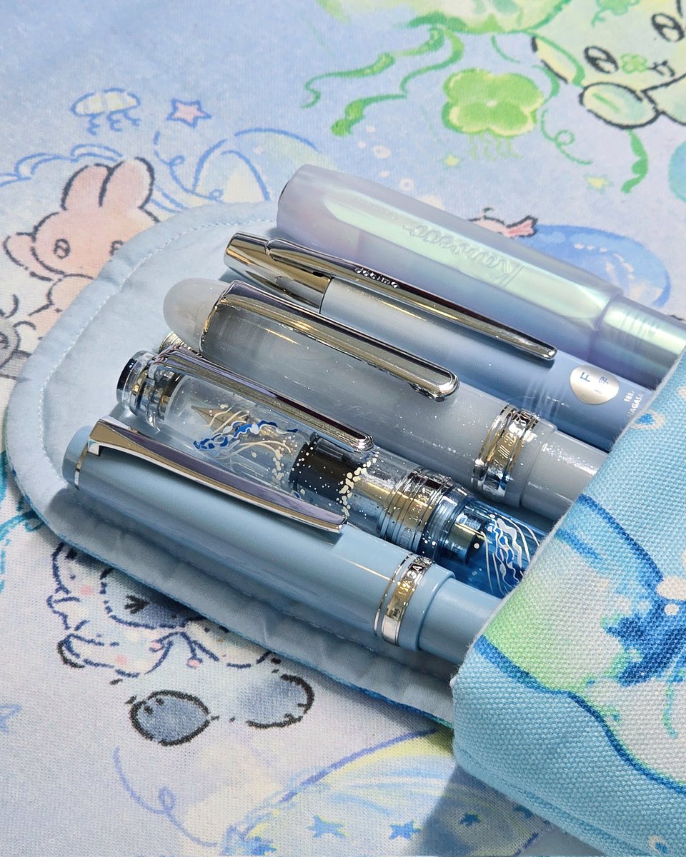 로로 💌 tweet media