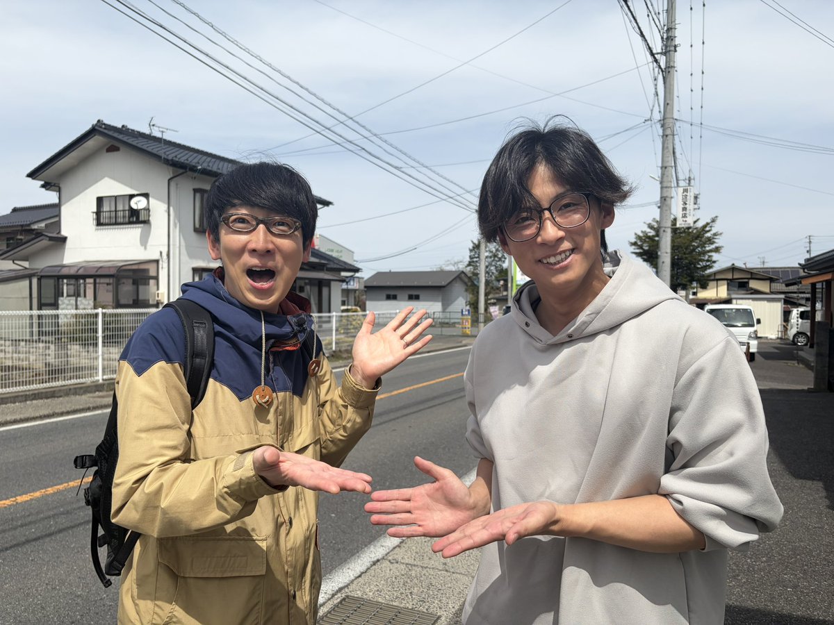 terada_koki54's tweet photo. 金沢への道中、たまたま吉川さんをお見かけして思わず声をかけてしまいました！
変わらず、とても優しく接していただきました☺️ありがとうございました🫡
#新鉄道ひとり旅
#ぜひご覧ください
#ダーリンハニー吉川さん https://t.co/E9R7l7VI2b