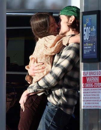 duda🐟Ψ sad girl in love tweet media