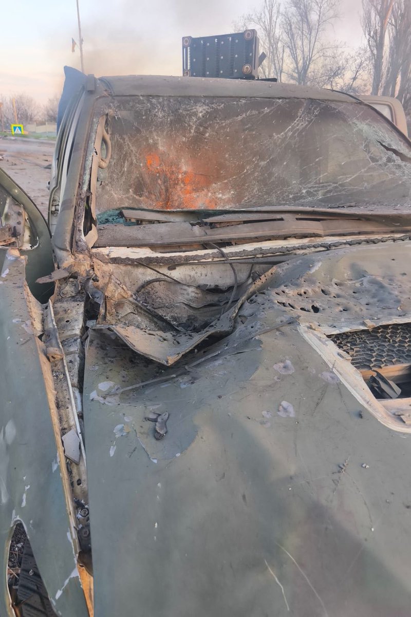 Дмитро tweet media