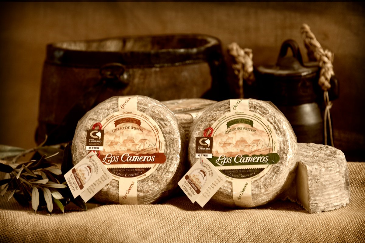 quesocameros's tweet image. #Leche de #primavera… estas tres palabras esconden el ritmo de la vida en los establos. Una secuencia que nos relata los partos de los animales, que son mucho más numerosos entre los meses de marzo y agosto.
¡Descubre el nuevo #post de Cultura del Queso!

blog.quesoloscameros.com/quesos-elabora…