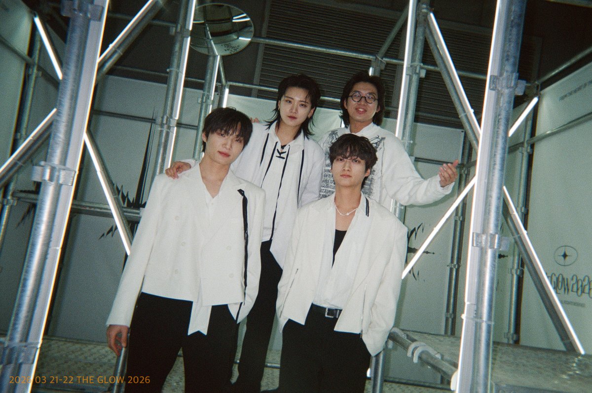 theglowseoul's tweet photo. https://t.co/nJkRieHthD