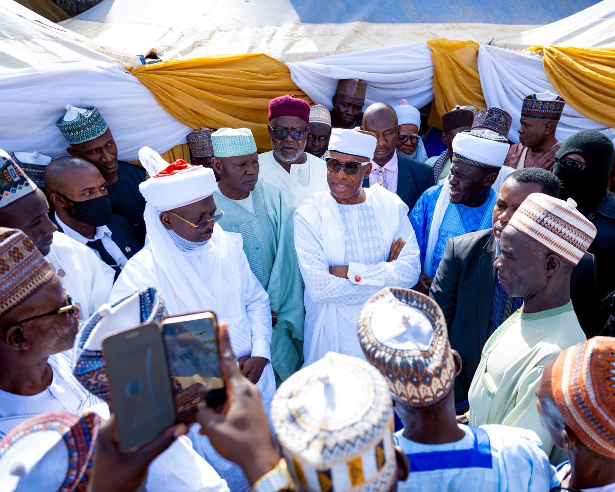 ABDUSSAMADYOOS1's tweet photo. THE NORTH REMEMBERS… OR DOES IT? (2027 WILL ANSWER THAT)
By Abdussamad Yusuf Abubakar 

At every critical moment, we hear the phrase: “The North Remembers.”
But the real question is, what exactly does the North remember?
If good deeds are not rewarded with loyalty,
if performance is ignored for sentiment,
then remembrance becomes nothing but a slogan.
As 2027 approaches, this is not just politics - it is a test of memory, fairness, and vision.
Let’s deal with facts, not emotions 

RT Hon. Rotimi Amaechi, a man whose records speak louder than promises: 

• Completed the Abuja–Kaduna Railway, a lifeline for Northern mobility
• Initiated Kano–Kaduna Railway and Kano–Katsina–Maradi Railway
• Revived Port Harcourt–Maiduguri Railway connecting the North-East and South South 
• Designed and secured approval for Lagos–Kano Railway
• Supported Kaduna & Kano Inland Dry Ports
• Established the University of Transportation Daura. First of its kind
These are not promises. These are records.
Now ask yourself:
How many Northern politicians have delivered this scale of infrastructure to the North?
Beyond infrastructure:
The Northern Nigeria is battling with insecurity. 
• He tackled insecurity/Kidnapping in Rivers State at its peak — restoring order through intelligence-led strategy
• Introduced the Deep Blue Project to combat maritime insecurity and piracy
This is not theory. This is experience tested under pressure.
So again, does the North truly remember?
Because if it does, then 2027 should not be about:
❌ Ethnicity
❌ Religion
❌ Empty promises
It should be about:
✔ Proven competence
✔ Verifiable results
✔ National capacity
The North suffers the most from bad leadership.
It cannot afford another emotional decision.
If memory means anything, then performance must matter.
2027 is not just another election.
It is a decision between recycling failure or rewarding results.
The North must decide and choose wisely. 

@ChibuikeAmaechi @CRA27_Advocacy  @iykimo @SoprialaMembere @AmaechiStans @Map_9ja @criticalnews5 @JamiluSufi @Chigozieialex @Sarki_sultan @Shaeikhweeder @Arewatwiter @ArewaFactsZone @Arewaaconnect