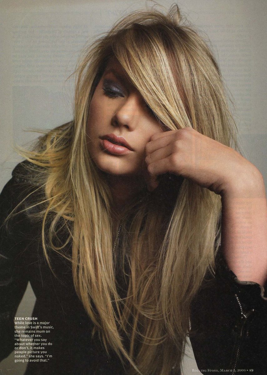 throwback friday taylor for rolling stone magazine in 2009 ♥️