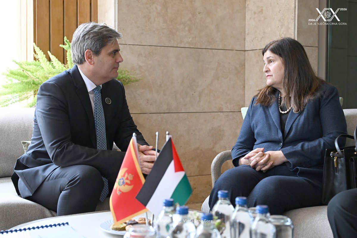 aa_balkans's tweet image. Ibrahimović razgovarao s palestinskom ministarkom vanjskih poslova na Diplomatskom forumu u Antaliji #ADF2026 #ADF 

- Potvrđena posvećenost miru zasnovanom na rješenju o dvije države

🔗v.aa.com.tr/3909045