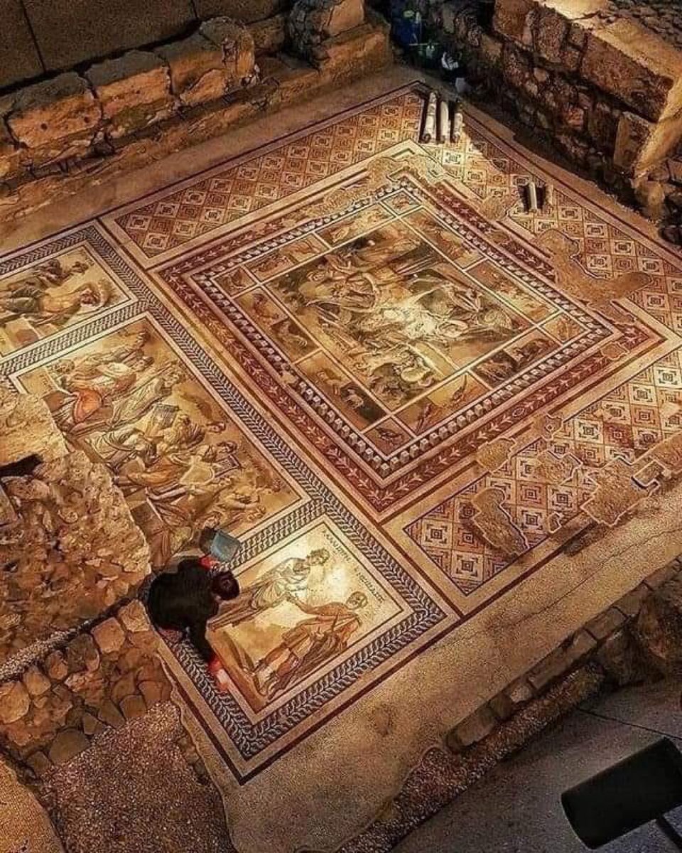 earthcurated's tweet photo. 🏛The world's largest ancient mosaic, unearthed in the Antakya district of Hatay. https://t.co/0xdq6akPaF