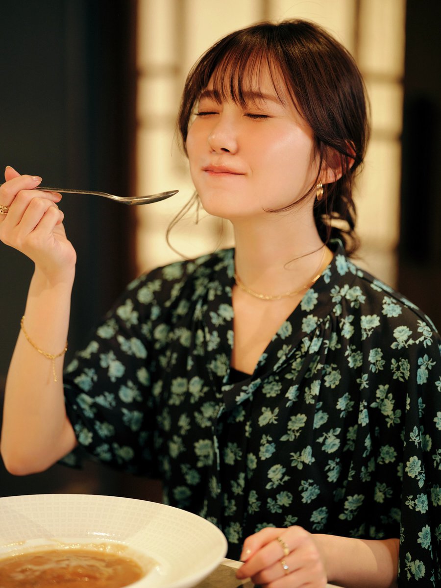 shinngodzilla's tweet image. 確かに3年で、しっかりメイクからナチュラルメイクに変化してる🧸 #東カレ #加藤史帆