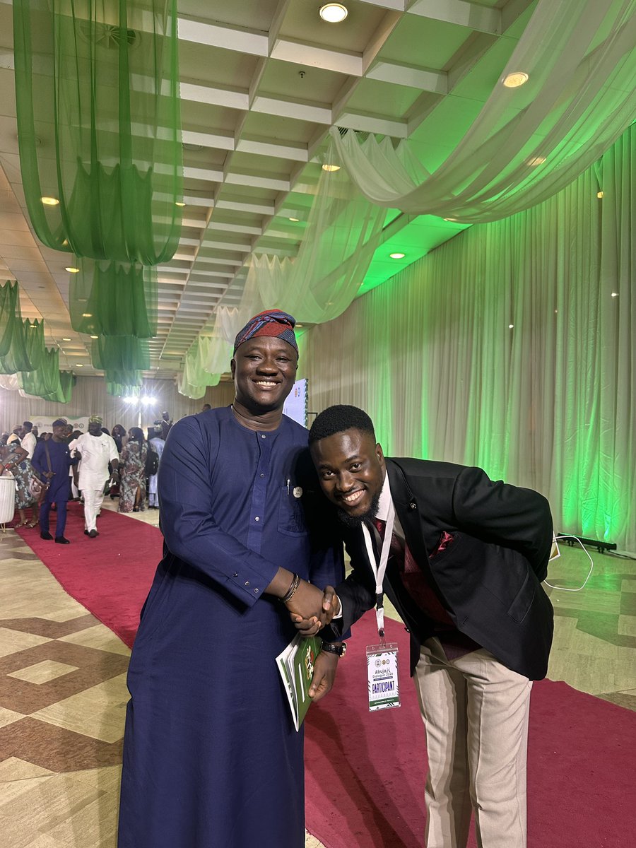 DanielOlusade's tweet photo. It was a lovely time with my Leader, Dr. Seriki @Seriki_MI, Youth Leader, APC Lagos and Speaker, Lagos Youth Parliament, at the Aso Rock Villa, Abuja for the first AbujaDialogue by the @LJLAcademy led the Powerful ES @ayisatagbaje.
#lls2026 #abujadialogue #asorock https://t.co/hhguzXIoCi