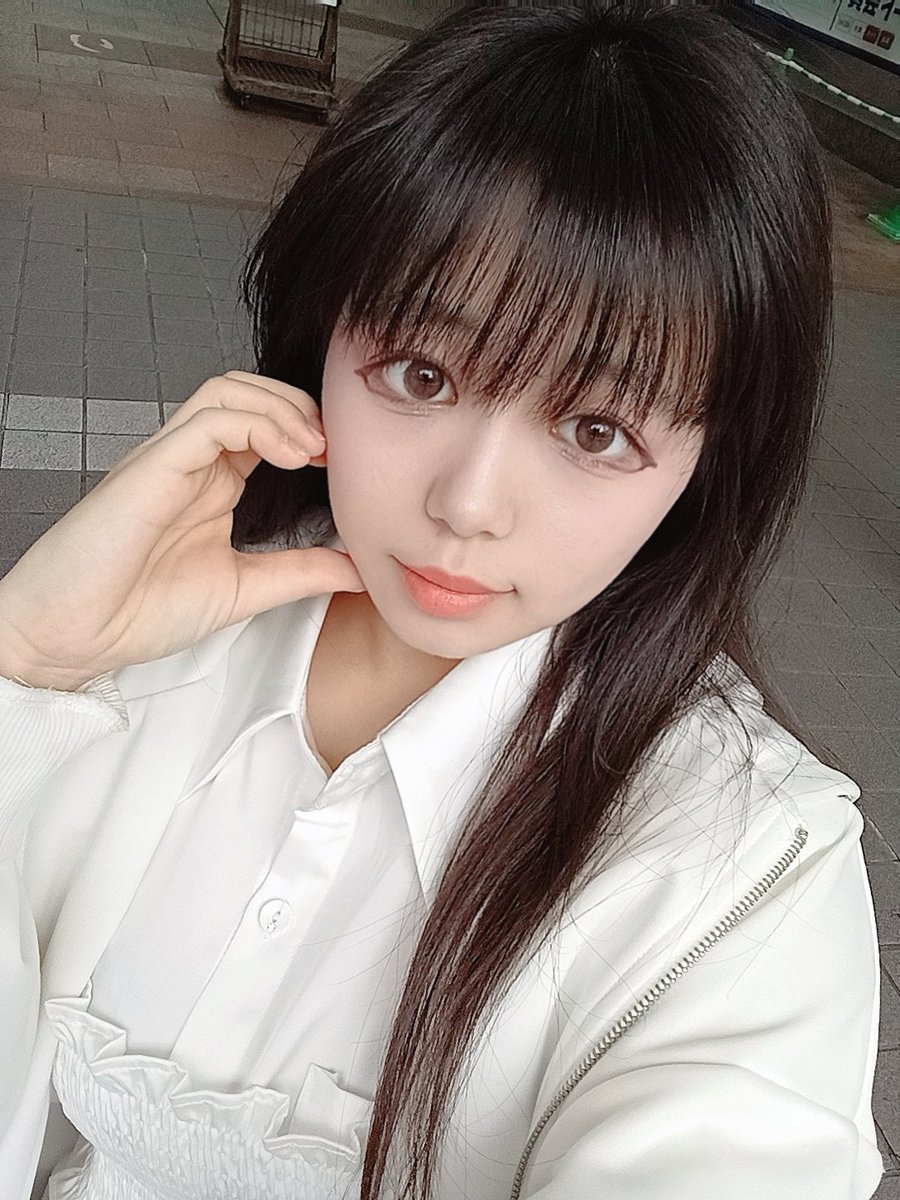 すずね tweet media