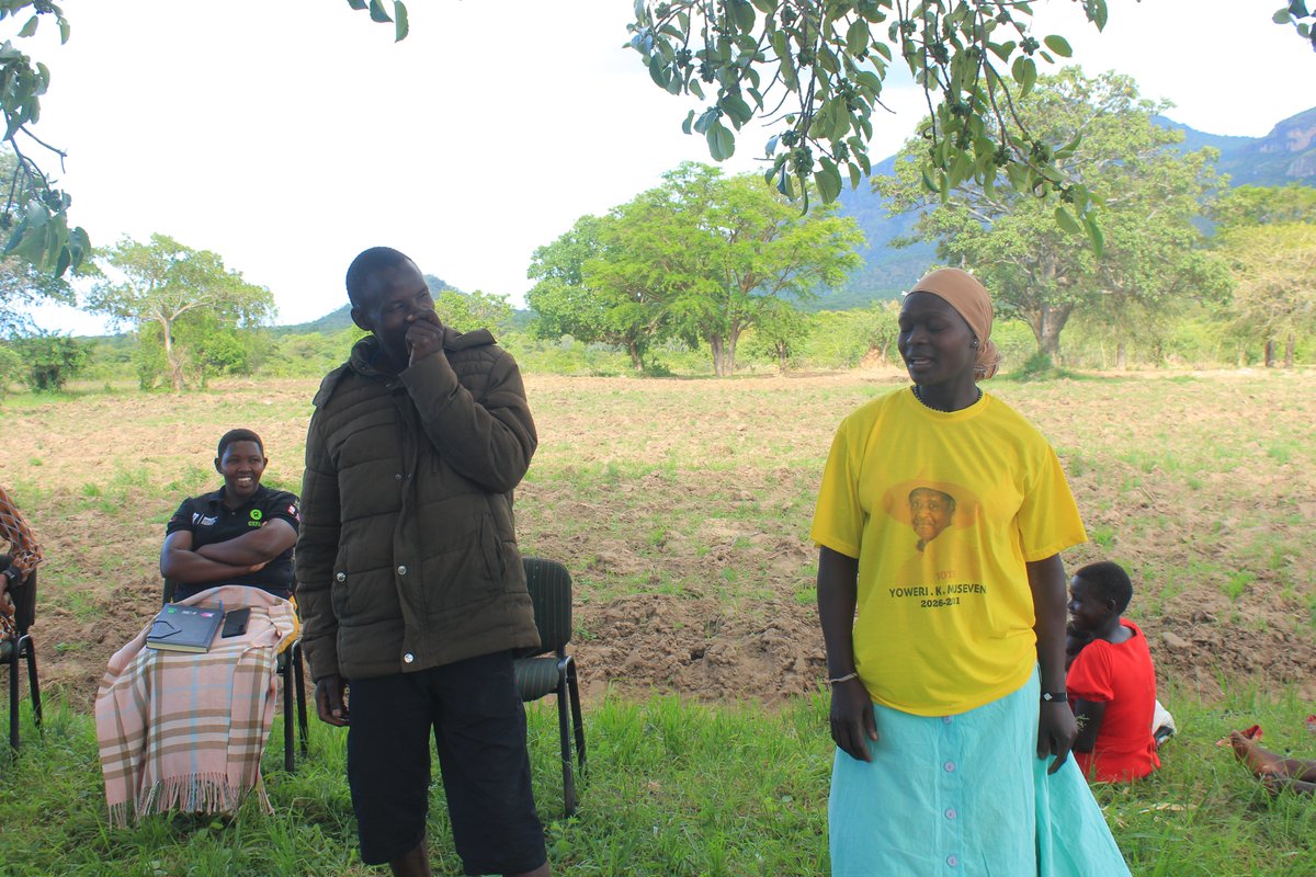 NAWOUga's tweet photo. Model couples from Mourita Subcounty in Nakapiripirit District, who were trained in the GALS approach, share their experiences of how it continues to positively influence their families and communities
@IrlEmbUganda
@OxfaminUganda
#GALS #CommunityTransformation https://t.co/Hs7weUkIF5
