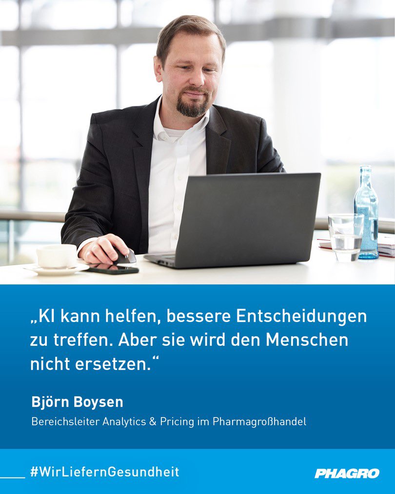 PHAGROhandel's tweet photo. Wie weit digitalisiert ist der Pharmagroßhandel? Sehr weit, findet Björn Boysen. Er sorgt dafür, dass Geschäftsentscheidungen auf einer soliden Datenbasis getroffen werden. In der neusten Ausgabe von #WirLiefernGesundheit lernen Sie ihn kennen. https://t.co/j4B8iMjyHD https://t.co/DyILwT2ayq