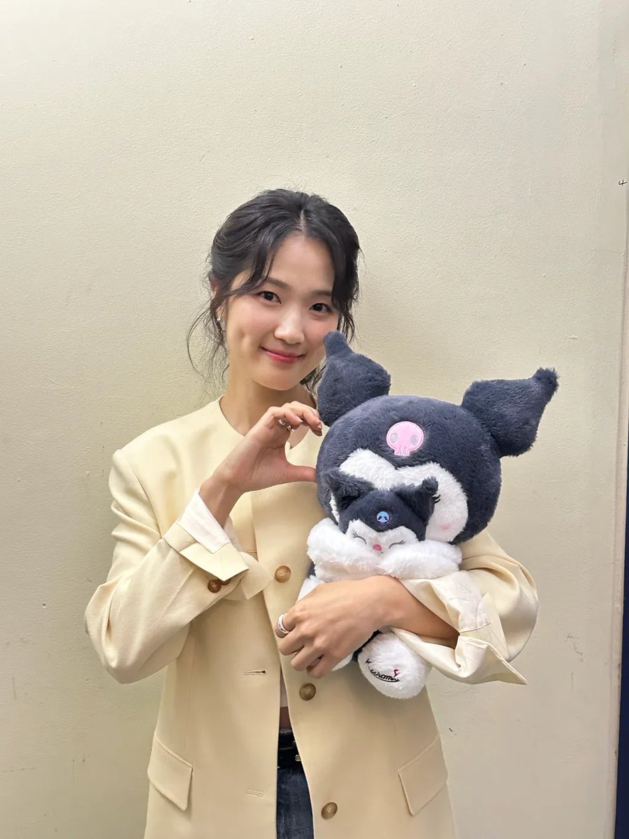 김 tweet media