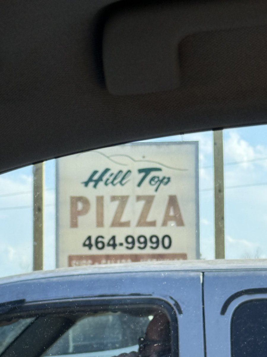 BryanCovey2's tweet photo. When it’s your birthday…and the only thing that will suffice is Hilltop Pizza in beautiful Beattyville, Ky.
#mmmmmmmm https://t.co/I7hNqp0fgl