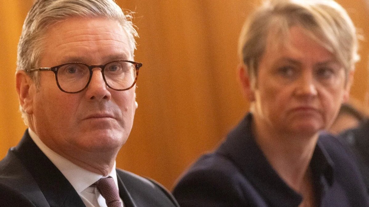 Lee Harris tweet media